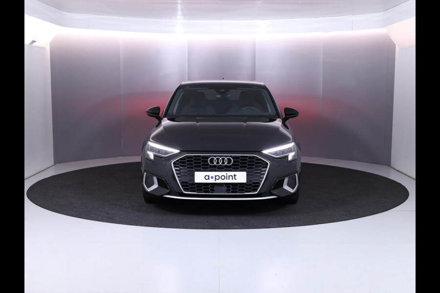 Audi A3 Sportback 40 TFSI e Advanced edition 204 pk S-tronic | Navigatie | Parkeersensoren achter | Cruise control | Stoelverwarming | Full-LED koplampen |