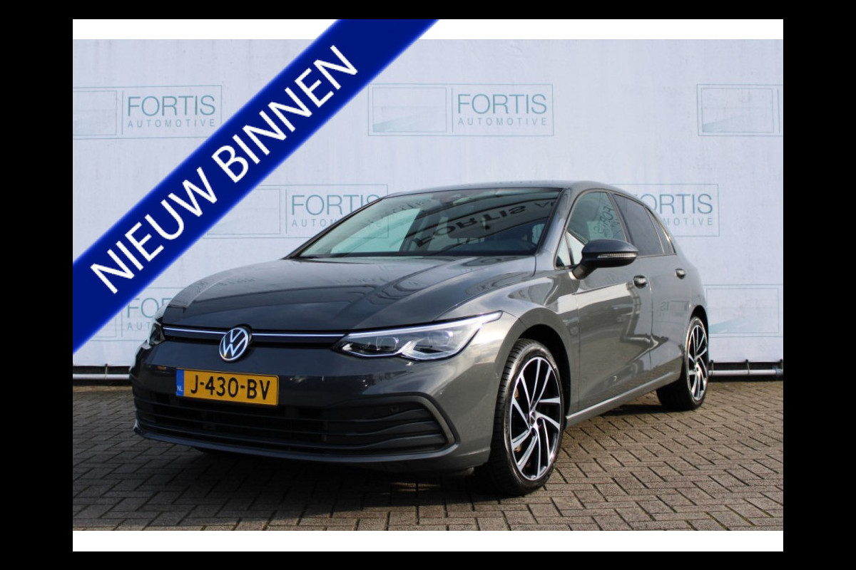 Volkswagen Golf 1.5 TSI Life Business NL AUTO | ELEKTRISCHE STOELEN | SFEERVERLICHTING | DEALER ONDERHOUDEN | CRUISE ADAPTIEVE |