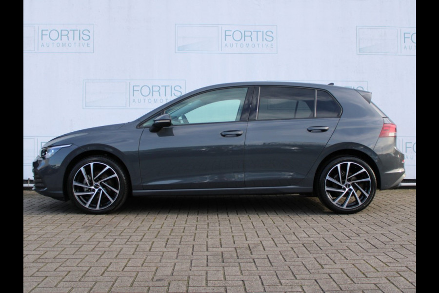 Volkswagen Golf 1.5 TSI Life Business NL AUTO | ELEKTRISCHE STOELEN | SFEERVERLICHTING | DEALER ONDERHOUDEN | CRUISE ADAPTIEVE |