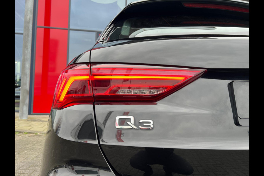 Audi Q3 40 TFSI quattro S edition S-line/Panorama