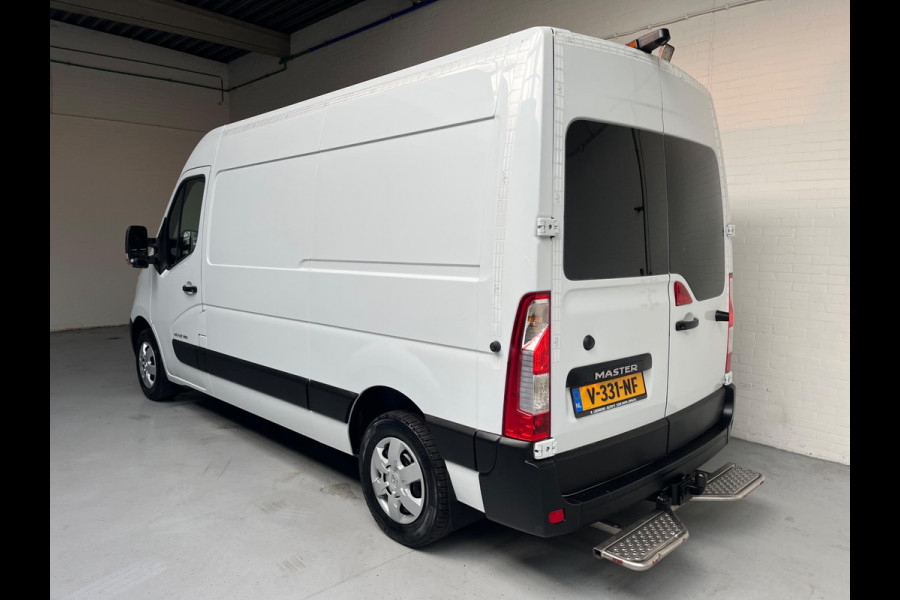 Renault Master SERVICEWAGEN T35 2.3 DCI 145PK EURO6 L2H2 VICTRON V230 BOTT INRICHTING AIRCO STANDKACHEL TREKHAAK RIJKLAARPRIJS!