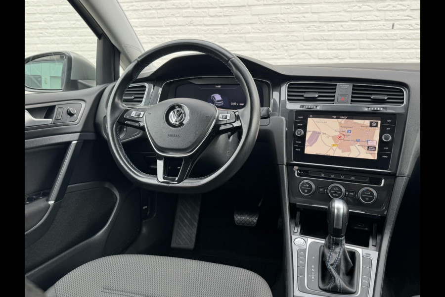 Volkswagen e-Golf E-DITION Adaptieve cruise Led koplampen Carplay Pdc voor+achter Navigatie