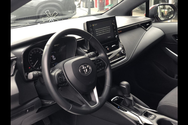 Toyota Corolla Touring Sports 1.8 Hybrid Active | Nieuw geleverd, Apple Carplay/Android Auto, Parkeercamera, Lichtmetalen velgen