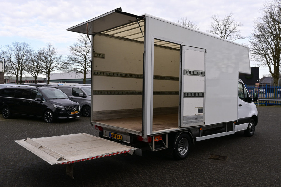 Mercedes-Benz Sprinter 516 CDI L3 Bakwagen met Dhollandia laadklep Geveerde stoel, Zijdeur, 430x213x245 cm