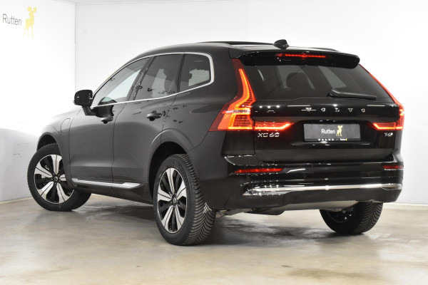 Volvo XC60 T6 350PK Automaat Plug-in hybrid AWD Essential Edition Bright / Driver assist / Park assist voor / Donker getint glas / Climate pack