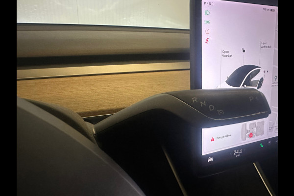 Tesla Model 3 Long Range AWD 75 kWh AUTOPILOT