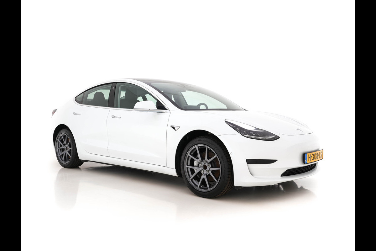 Tesla Model 3 Standard RWD Plus 60 kWh [ 3-Fase ] *PANO | AUTO-PILOT | NAPPA-LEATHER | KEYLESS | FULL-LED | MEMORY-PACK | SURROUND-VIEW | DAB | APP-CONNECT | DIGI-COCKPIT | LANE-ASSIST | COMFORT-SEATS | 18"ALU*