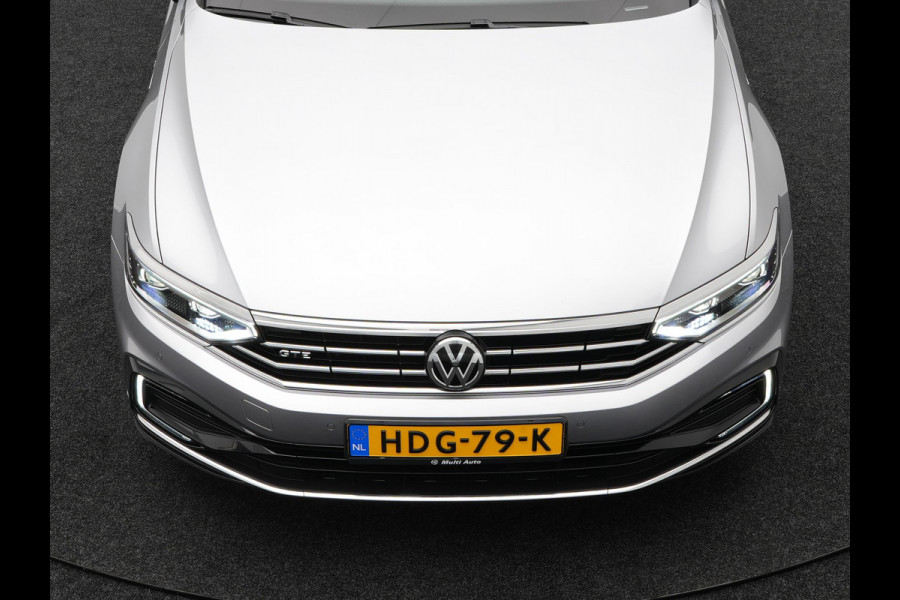 Volkswagen Passat Variant 1.4 TSI PHEV GTE Plug in Hybrid 218pk PHEV | Panodak | Trekhaak | Leder | Adaptive Cruise | Carplay | Navigatie | Virtual Cockpit  | Camera | Stoel & Stuurverwarming | IQ Light |