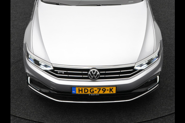 Volkswagen Passat Variant 1.4 TSI PHEV GTE Plug in Hybrid 218pk PHEV | Panodak | Trekhaak | Leder | Adaptive Cruise | Carplay | Navigatie | Virtual Cockpit  | Camera | Stoel & Stuurverwarming | IQ Light |