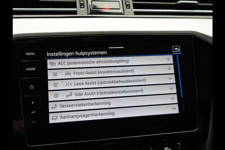 Volkswagen Passat Variant 1.4 TSI PHEV GTE Plug in Hybrid 218pk PHEV | Panodak | Trekhaak | Leder | Adaptive Cruise | Carplay | Navigatie | Virtual Cockpit  | Camera | Stoel & Stuurverwarming | IQ Light |