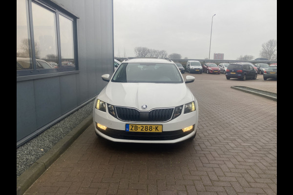 Škoda Octavia Combi 1.0 TSi 115pk Ambition Business NAVI/CARPLAY/CLIMA/CRUISE/PDC/TREKHAAK