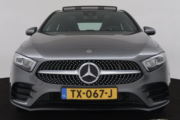 Mercedes-Benz A-Klasse 200 Business Solution AMG (PANORAMADAK, SFEERVERLICHTING, PARKEERSENSOREN, STOELVERWARMING, GOED ONDERHOUD)