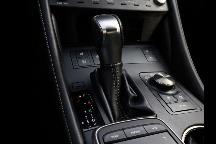 Lexus RC 300h F Sport Premium | Mark Levinson | Stoelventilatie | Dodehoe