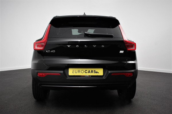 Volvo XC40 1.5 T5 Plug-in hybrid Ultimate Dark Volvo XC40 1.5 T5 Recharge Ultimate Dark MY 2023 PHEV | Electrisch Glazen Panorama dak | Navigatie | Dab | Led | Adaptive Cruise Control | Camera | Parkeer sensoren