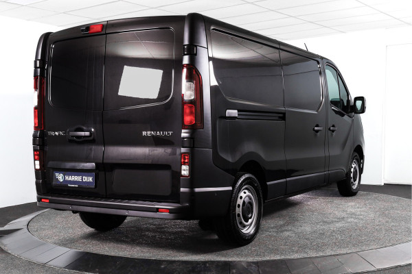 Renault Trafic 2.0 Blue dCi 150 PK T30 L2H1 Advance | Cruise | Camera | PDC | NAV+App Connect | Airco | 4-seizoens banden | LED | 3015