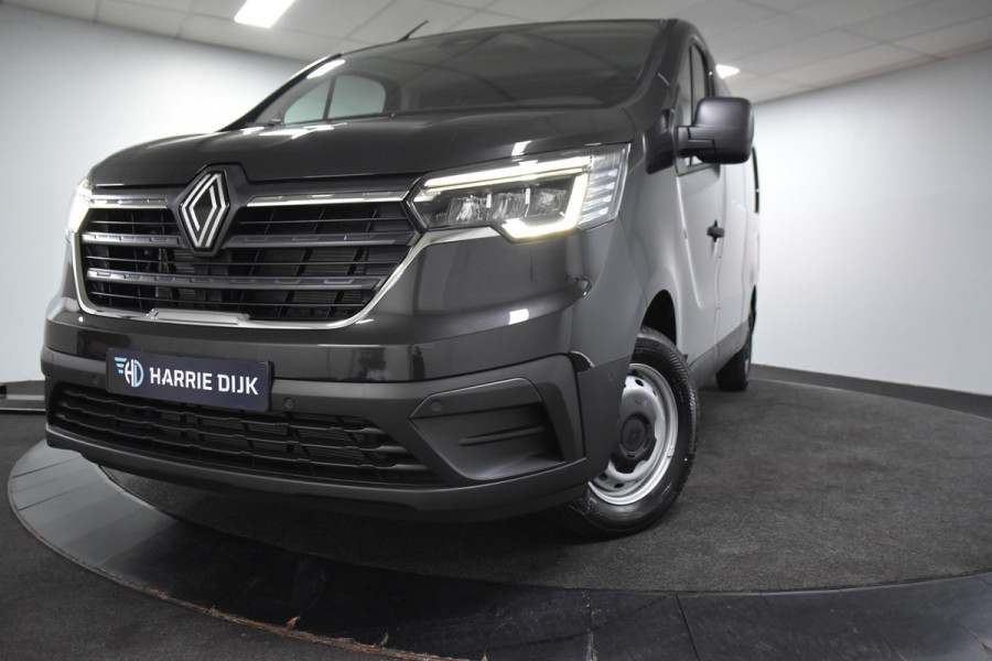 Renault Trafic 2.0 Blue dCi 150 PK T30 L2H1 Advance | Cruise | Camera | PDC | NAV+App Connect | Airco | 4-seizoens banden | LED | 3015