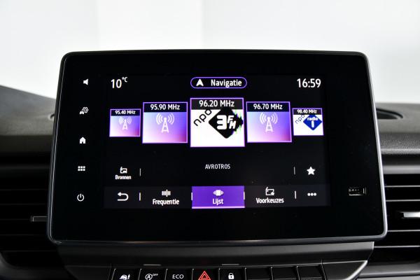 Renault Trafic 2.0 Blue dCi 150 PK T30 L2H1 Advance | Cruise | Camera | PDC | NAV+App Connect | Airco | 4-seizoens banden | LED | 3015
