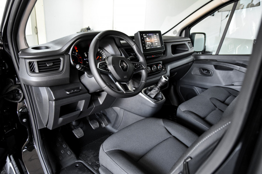 Renault Trafic 2.0 Blue dCi 150 PK T30 L2H1 Advance | Cruise | Camera | PDC | NAV+App Connect | Airco | 4-seizoens banden | LED | 3015