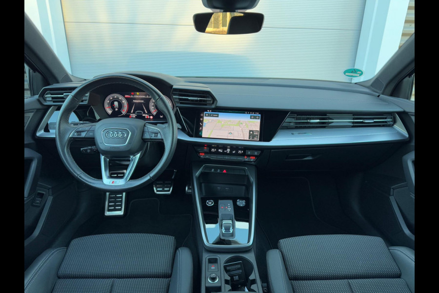 Audi A3 Sportback 35 TFSI S edition Pano/Matrix/AppleCarPlay