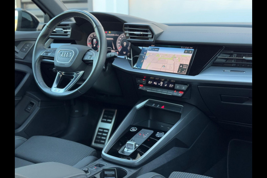 Audi A3 Sportback 35 TFSI S edition Pano/Matrix/AppleCarPlay