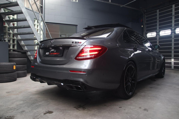 Mercedes-Benz E-Klasse AMG 63S E63s CERAMIC-PANO-CARBON-BURMESTER 3D