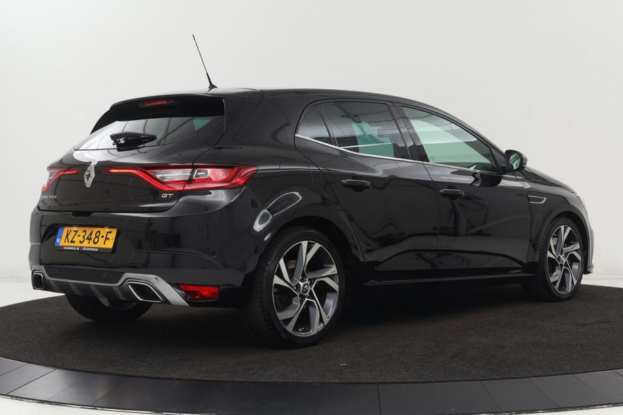 Renault Mégane 1.6 TCe GT | Adaptive cruise | Stoelverwarming | Head-Up | Camera | Alcantara | Full LED | Sportstoelen | Park Assist