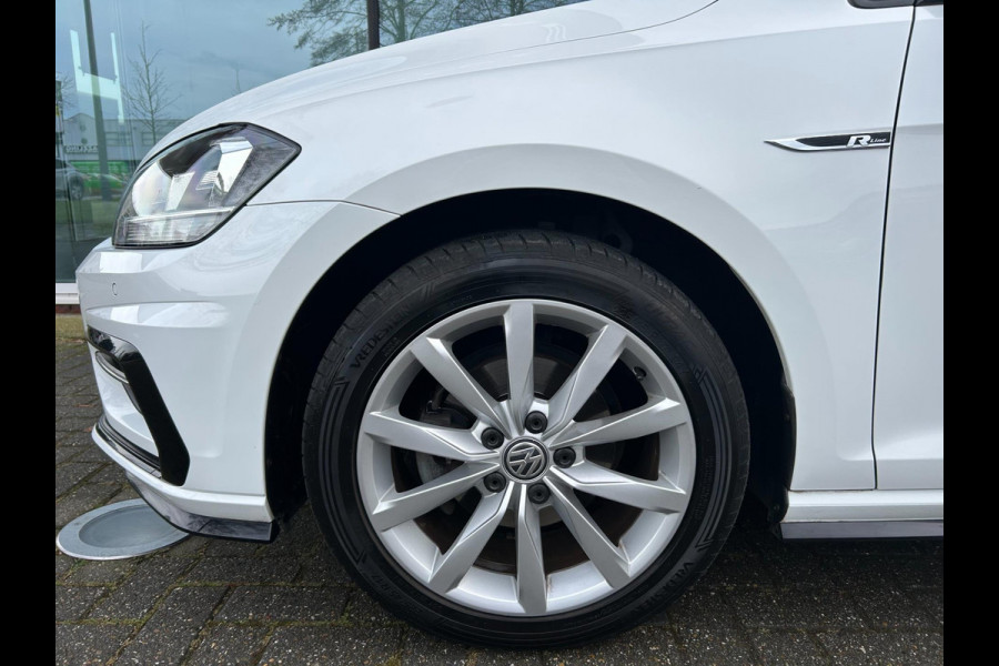 Volkswagen Golf 1.0 TSI Comfortline - RLine - Navi - Climate - Parkeerhulp - Org.NL