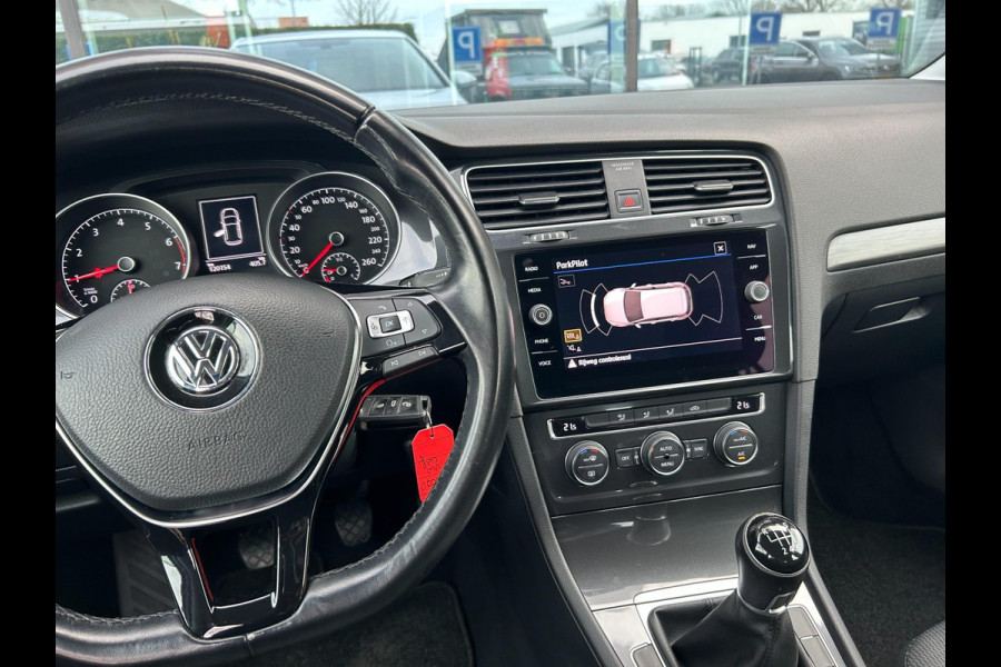 Volkswagen Golf 1.0 TSI Comfortline - RLine - Navi - Climate - Parkeerhulp - Org.NL