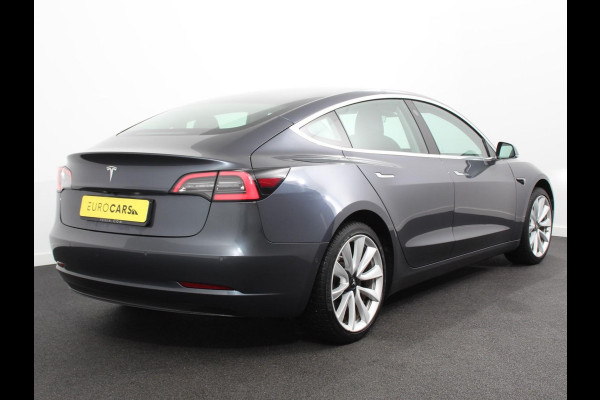 Tesla Model 3 Standard RWD Plus 60 kWh | Autopilot | Leder | Navigatie | PDC VA | Camera | 19" LM Velgen