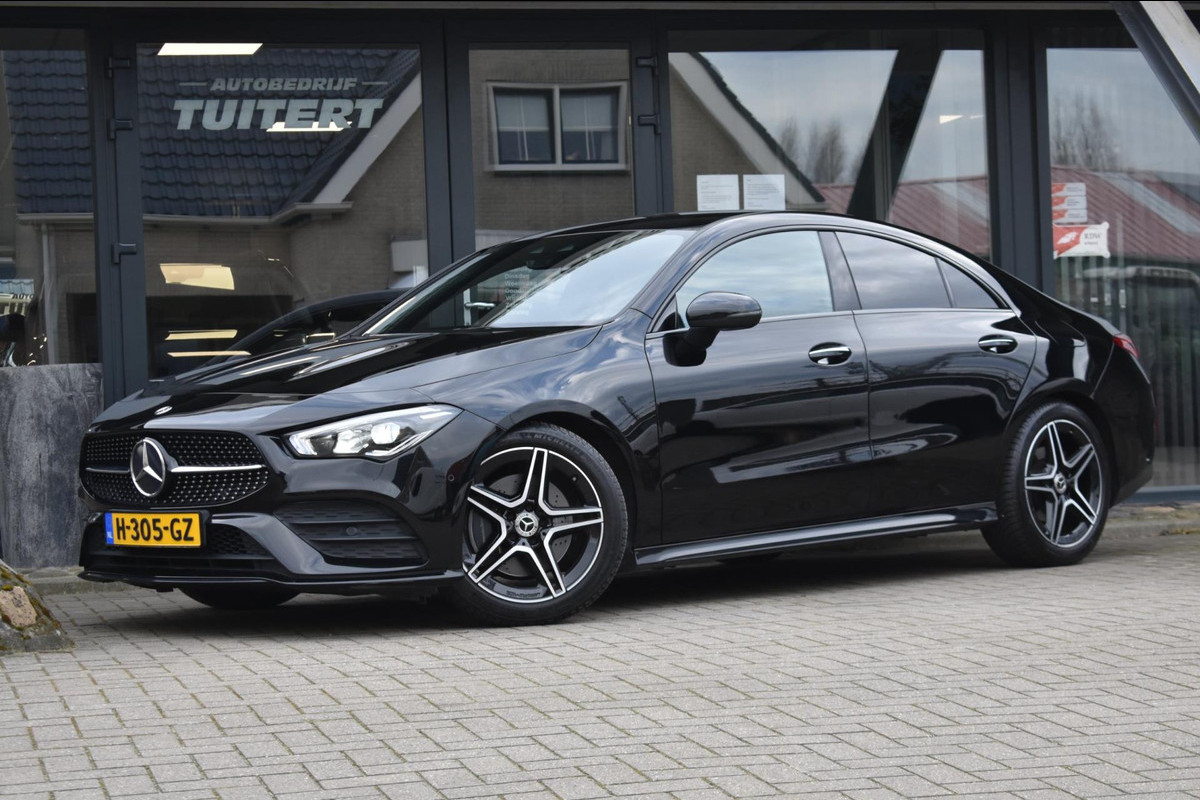 Mercedes-Benz CLA-Klasse 200 AMG NIGHT | SFEERVERLICHTING | APPLE CARPLAY | ANDROID AUTO | CAMERA | PREMIUM SOUND | STOELVERWARMD