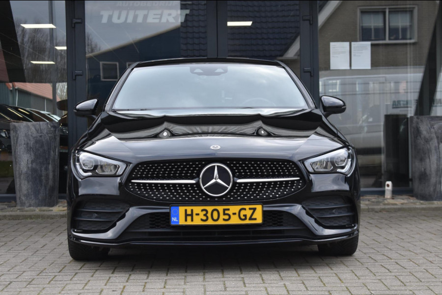 Mercedes-Benz CLA-Klasse 200 AMG NIGHT | SFEERVERLICHTING | APPLE CARPLAY | ANDROID AUTO | CAMERA | PREMIUM SOUND | STOELVERWARMD