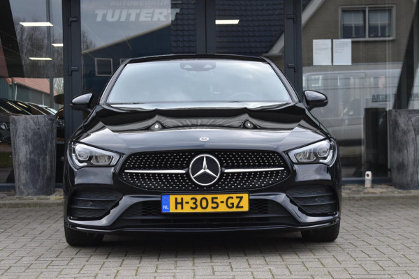 Mercedes-Benz CLA-Klasse 200 AMG NIGHT | SFEERVERLICHTING | APPLE CARPLAY | ANDROID AUTO | CAMERA | PREMIUM SOUND | STOELVERWARMD