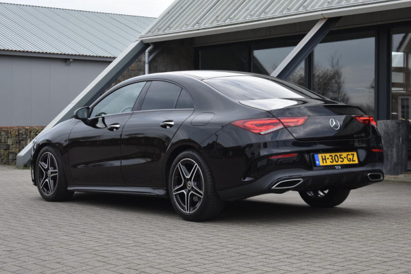 Mercedes-Benz CLA-Klasse 200 AMG NIGHT | SFEERVERLICHTING | APPLE CARPLAY | ANDROID AUTO | CAMERA | PREMIUM SOUND | STOELVERWARMD