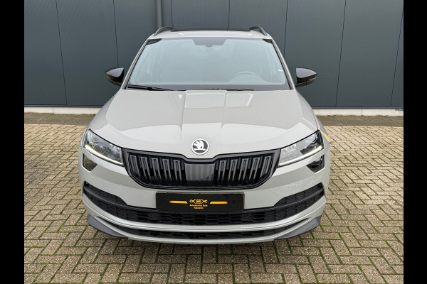 Škoda Karoq 1.5 TSI ACT Sportline Business * El. Panoramadak * Cruise * Dode hoek detectie *