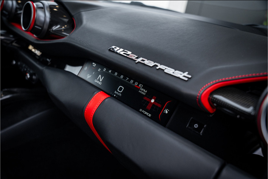 Ferrari 812 6.5 V12 Superfast HELE - Passenger Display | Lift l Black on Black