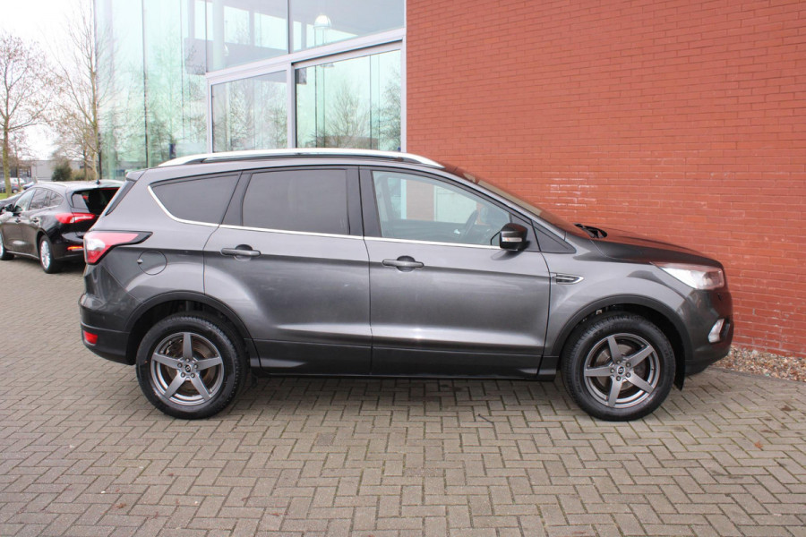 Ford Kuga 1.5 EcoBoost 120 PK Trend Ultimate | Winter Pack | Trekhaak 1800 KG Trekgewicht | Privacy glass | Cruise Control | PDC Achter | Lichtmetalen Velgen | Dealeronderhouden