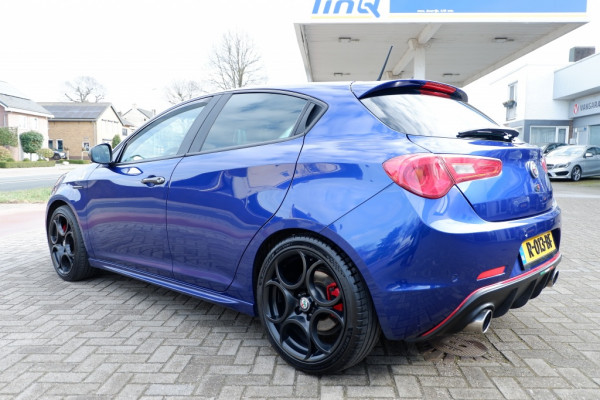 Alfa Romeo Giulietta 1.7 TBi Quad. V. Bose. Magneti Marelli Elaborazioni! Rijklaar!