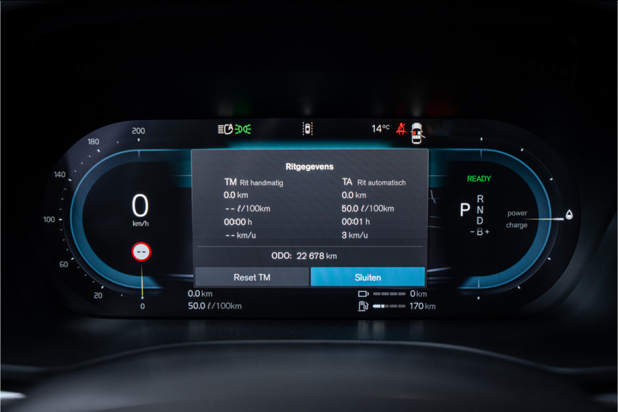Volvo XC60 2.0 T6 Plug-in hybrid AWD Plus Black Edition - Luchtvering | Panorama | Memory | Stoelkoeling R-Design