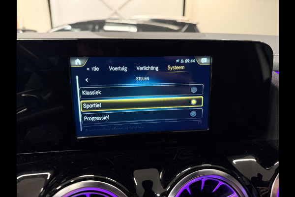 Mercedes-Benz B-Klasse 250 e AMG Limited PANO/SFEERVERL/NAVI/DAB/LED/V-COCKPIT/CARPLAY///