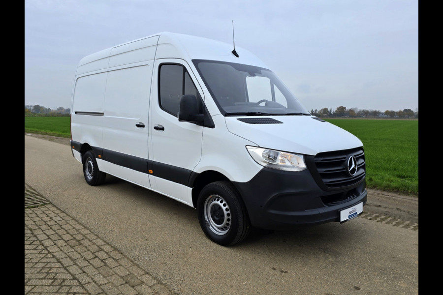 Mercedes-Benz Sprinter 315 CDI L2 H2 RWD - AUTOMAAT - Euro 6 - 150 Pk - MBUX - ParkeerCamera