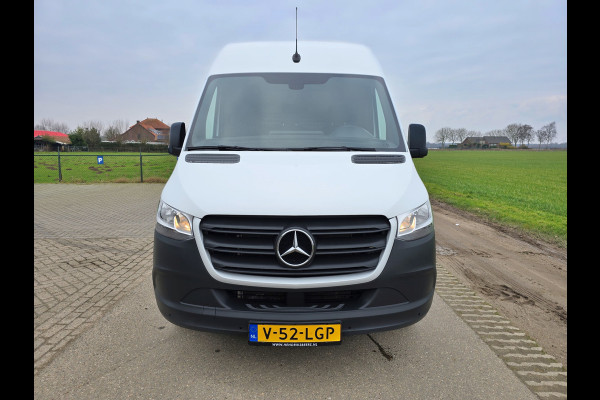 Mercedes-Benz Sprinter 317 CDI L2 H2 RWD - AUTOMAAT - 170 Pk - Euro 6 - MBUX - ParkeerCamera - StoelVerwarming