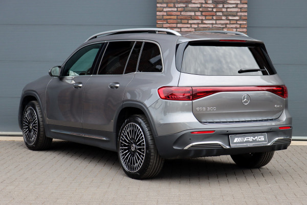 Mercedes-Benz EQB 300 4MATIC AMG Line 67 kWh | Facelift | Panoramadak | Distronic | Memory | Burmester | Keyless Go | Trekhaak | Verwarmd Stuurwiel | Surround Camera | HUD | Augmented Reality |