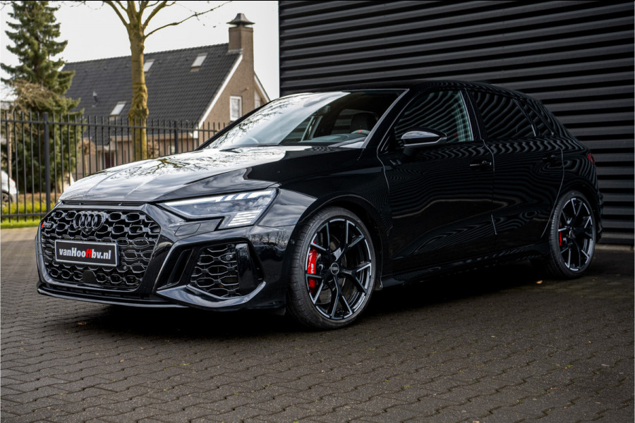 Audi RS3 Sportback 2.5 TFSI quattro B&O - Head-up - Keyless