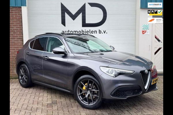 Alfa Romeo Stelvio 2.0 T AWD First Edition Q4 - Panorama dak