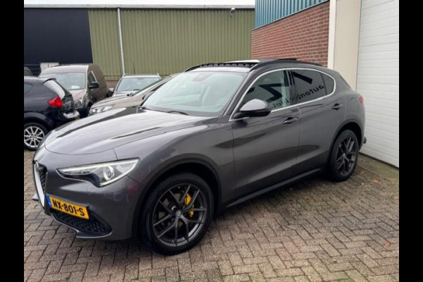 Alfa Romeo Stelvio 2.0 T AWD First Edition Q4 - Panorama dak