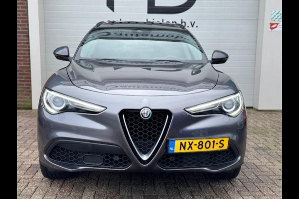 Alfa Romeo Stelvio 2.0 T AWD First Edition Q4 - Panorama dak