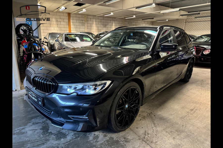 BMW 3 Serie Touring 318i High Executive LED|LEDER|ACC|LANEASSIST|APPLE CARPLAY