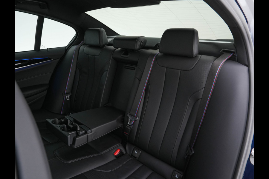 BMW 5 Serie M5 Competition Aut. *MERINO-FULL-LEATHER | CARBON-ROOF | LASER-LED | SOFT-CLOSE | BOWERS&WILKINS-AUDIO | ADAPT.CRUISE |  BLIS | KEYLESS | CAMERA | MEMORY-PACK | SPORTS-SEATS | DIGI-COCKPIT | DAB+ | 20''...