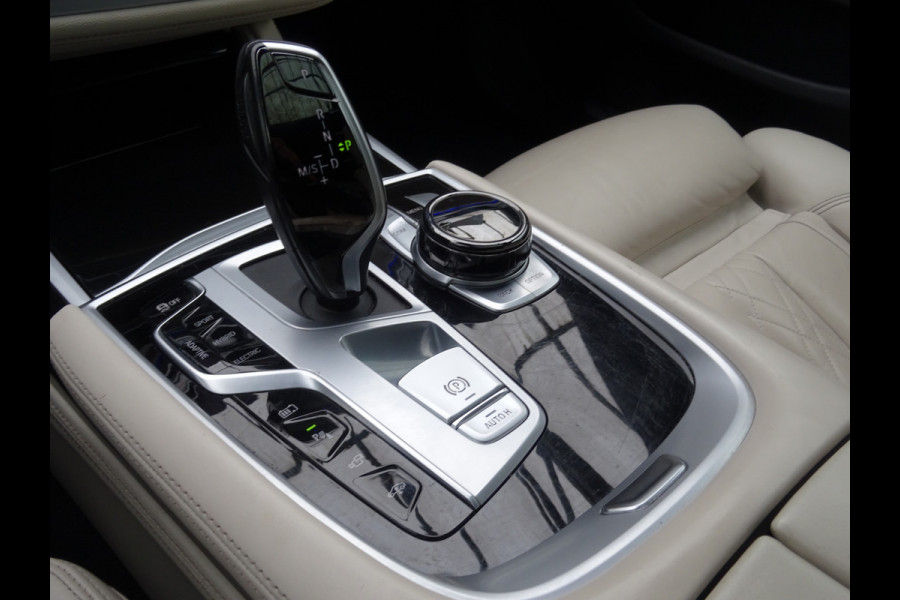 BMW 7 Serie 745e High Executive * H/K * PANORAMADAK * 360 * MASSAGE !!