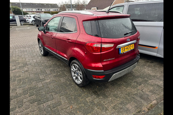 Ford EcoSport 1.0 EcoBoost Titanium | Navigatie | Winter Pack | Camera | 17 inch | Privacy glass